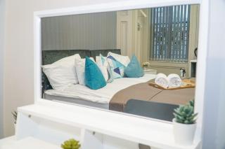 Castle View Stays - 1