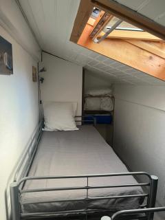 À deux pas du courant - 1