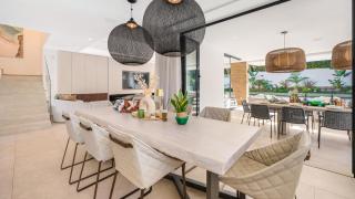 VACATION MARBELLA I Villa La Plage, Luxury Villa, Private Heated Pool, Rooftop Hot Tub, Entertainment Room, Walking Distance to the Finest Beaches - 3