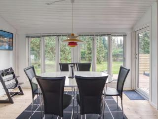 6 person holiday home in Væggerløse - 3