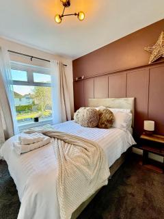 4 bed Scunthorpe Contractor Base - 5