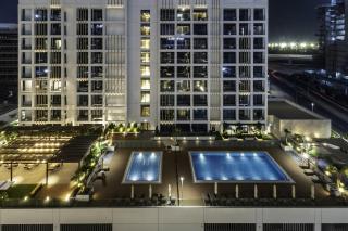 Signature Studio Luxury Pool View - 6
