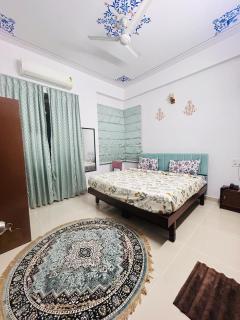 Hotel Lake Vista Stays - 0