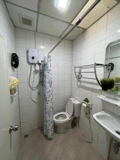 Cozy Beachside Retreat in Puek Tian, Thailand - 4