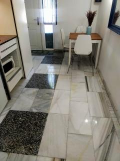 Apartamento interior cerca de la estación de metro - La Almudena - 5