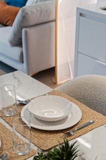 Skyrise City Apartment with Pool Gym & Sauna - 4