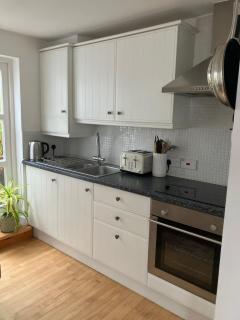 Riverside country cottage - 1