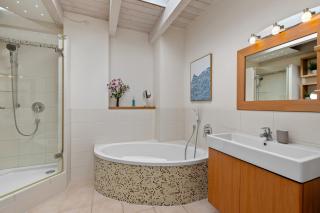 Svyvo Cologne-Esch Design Apartment - 6