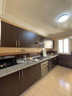 3 Bedroom Apartment Quiet and Comfortable - 6