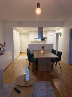 Aurora Avenue by R&K Apartments - 3