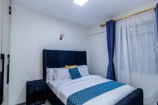 Luxurious Nairobi Apartment with City and Garden Views - 4