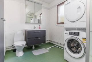 Day To Day Motel - 6