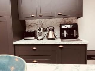 Stylish & Spacious Victorian Home near Severn Valley Railway & Safari Park - 5