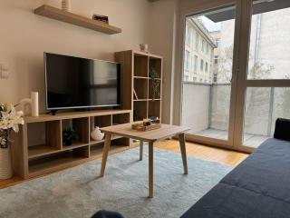 2BR, balcony, central, danube, U6 & S-Bahn - BRN 22 - 4