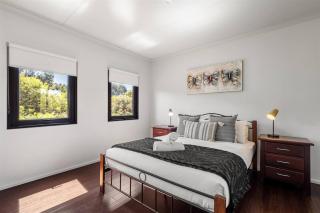 Wilyabrup Waters Lakeside Haven in the Wine Region - 9