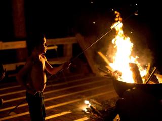 Eclectic Riverfront Log Cabin and Artist Retreat for Groups in Castle Hayne, North Carolina - 4