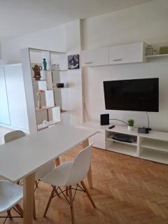 Espectacular monoambiente en el corazón de Buenos Aires - 4