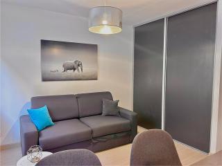 Studio climatisé - au cœur d Ajaccio - proche plages - 3