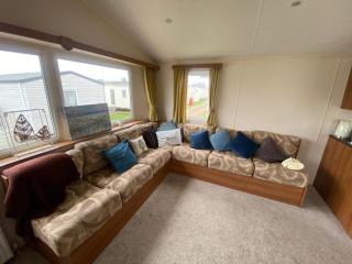 Lovely 6 Berth Caravan Nearby Hunstanton Beach In Norfolk Ref 23020T - 2