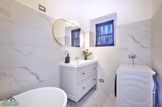 Villa Scoglio with Private Hot Tub and Air Conditioning - 8