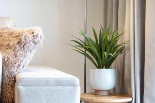 Old Prestwick Point - Donnini Apartments - 2