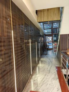 CN Comforts Hotel & Dormitory - 4