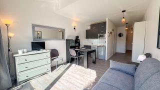 Appartement en résidence avec piscine, cour privée - 6