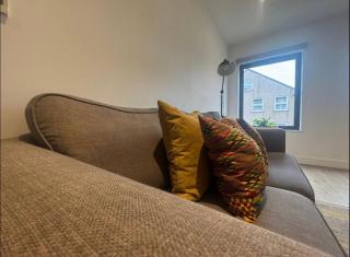 JVL Nice Cosy 1BR Flat Purley, London - 9