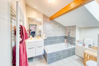 Laura - Cozy appartement, confort à Béligneux - Idéal PROS - 1