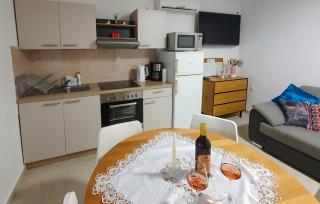 Cozy Apartment In Vir With Kitchen - 6