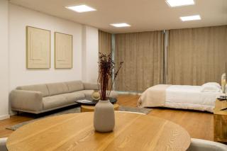 Business office - Studio with garage - 0