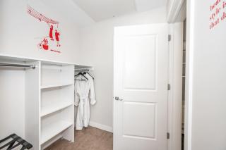 Downtown Cincinnati 2BR, Walk to Reds and Casino - 1