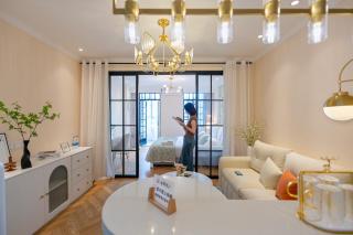Shanghai Zighouse--The Bund Premium Apartment Suites - 3