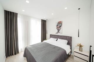 Luxury Apartment , Circle Area - 9