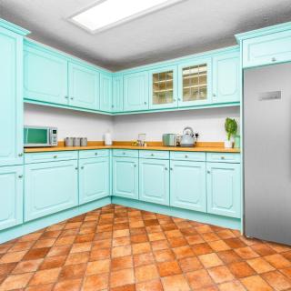 3 Bedroom House in Harborne - Parking & Garden 122G - 1