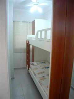 Clube do Mar-rua 224-Itapema Meia Praia Apt 201 A - 4