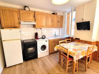 Les Secrets de Badech, T2 BIS appartement dans le coeur de Luchon - wifi, cures, télécabines - 8