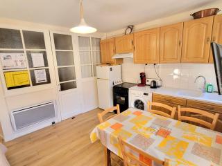 Les Secrets de Badech, T2 BIS appartement dans le coeur de Luchon - wifi, cures, télécabines - 4