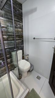 Large apartment close to everything! North area - 2