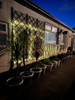 Beachside Bliss In Blackpool 1 Bed Apartment - 8