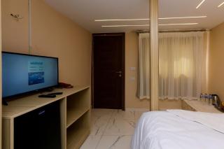 Rest new hotel payrmids view inn - 4