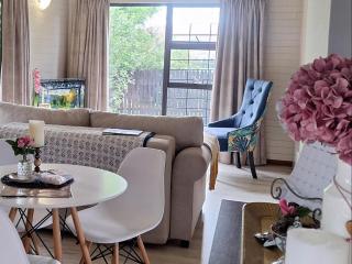 Cinnamon & Sage Country Cabins - 8