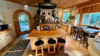 Remarkable Environmentally-Friendly Cabin in Secluded Woodlands near Pacific Ocean, Oregon - 3