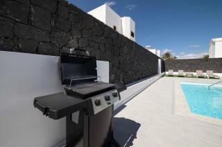 Marisa, central 3 bed villa with AC & WIFI - 3