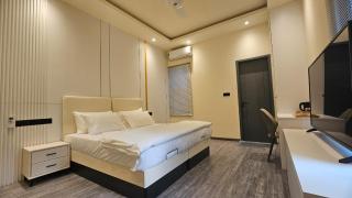 Oceara Dharavandhoo - 5