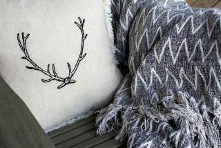 Beautiful Countryside Cabin Rental for a Relaxing Getaway on the Lake in Sawyer, Michigan - 1