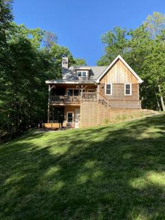Tranquil Vacation Rental Nestled in the Shenandoah Mountains of Howardsville, Virginia - 0