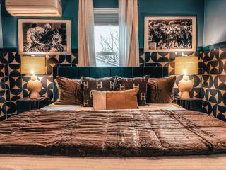 Jockey's Lakeside Retreat - 3