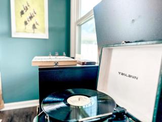 Jockey's Lakeside Retreat - 2