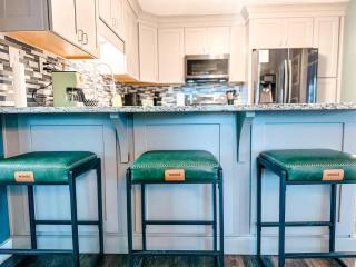 Jockey's Lakeside Retreat - 1